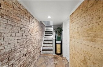 34 Nash St, Unit 2 in New Haven, CT - Building Photo - Building Photo
