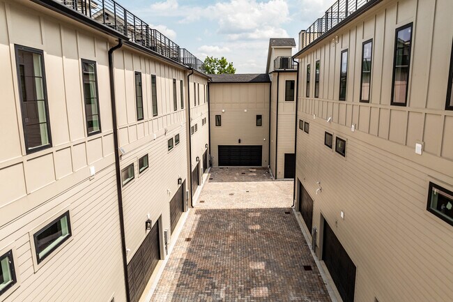 1017-1021 12th Ave N in Nashville, TN - Building Photo - Building Photo