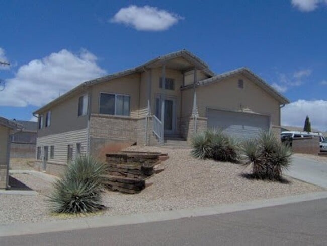property at 3182 Truman Dr