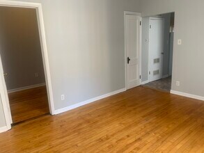 1424 N Maplewood Ave in Chicago, IL - Building Photo - Building Photo