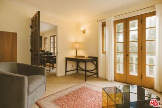 8296 Presson Pl in Los Angeles, CA - Building Photo - Building Photo