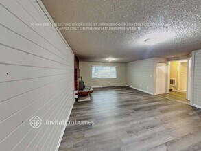 6123 99th St NE in Marysville, WA - Foto de edificio - Building Photo