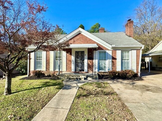 property at 135 S Greer St