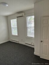 110 East Ave in Norwalk, CT - Building Photo - Building Photo