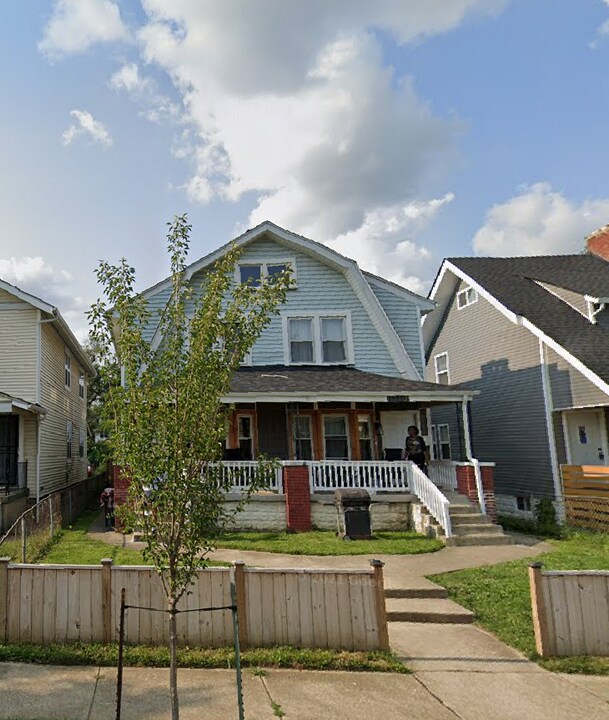 1112 E 15th Ave in Columbus, OH - Building Photo