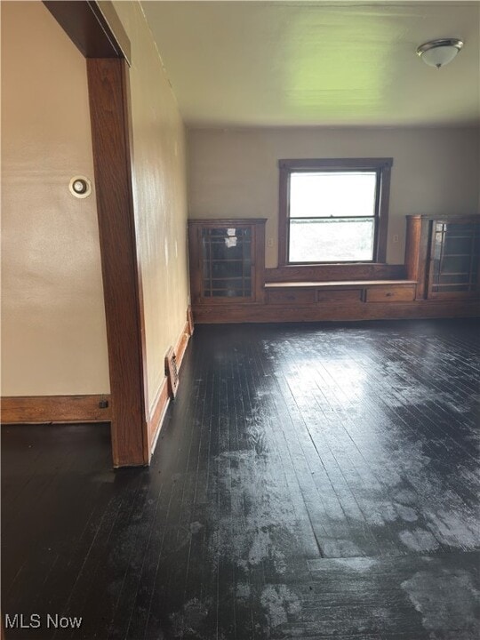 133 E Ravenwood Ave in Youngstown, OH - Building Photo