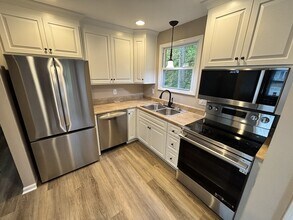 1021 Hollis Ln in White House, TN - Building Photo - Building Photo