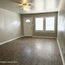 2102 22nd St in Lubbock, TX - Building Photo - Building Photo