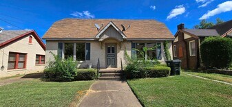 420 S Spring Ave in Tyler, TX - Building Photo