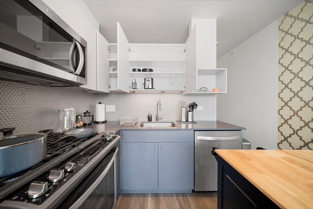 347 S Clark St in Chicago, IL - Building Photo