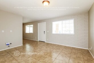 12956 W Desert Ln in Surprise, AZ - Foto de edificio - Building Photo