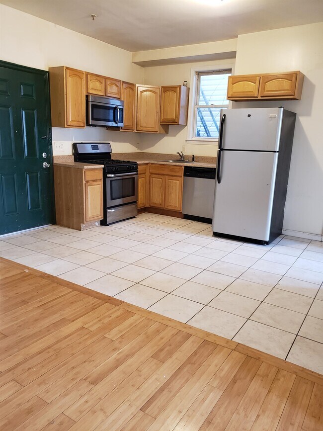 property at 385 Avenue C