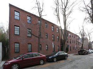 415 S Van Pelt St in Philadelphia, PA - Building Photo - Building Photo