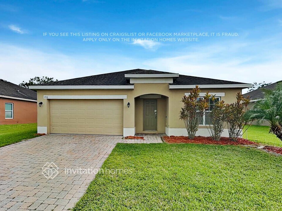 3736 Briarwood Estates Cir in St. Cloud, FL - Building Photo