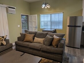 1125 N Gage Ave, Unit 1125 in Los Angeles, CA - Building Photo - Building Photo