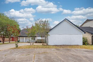 6215 Portal Dr in Houston, TX - Building Photo