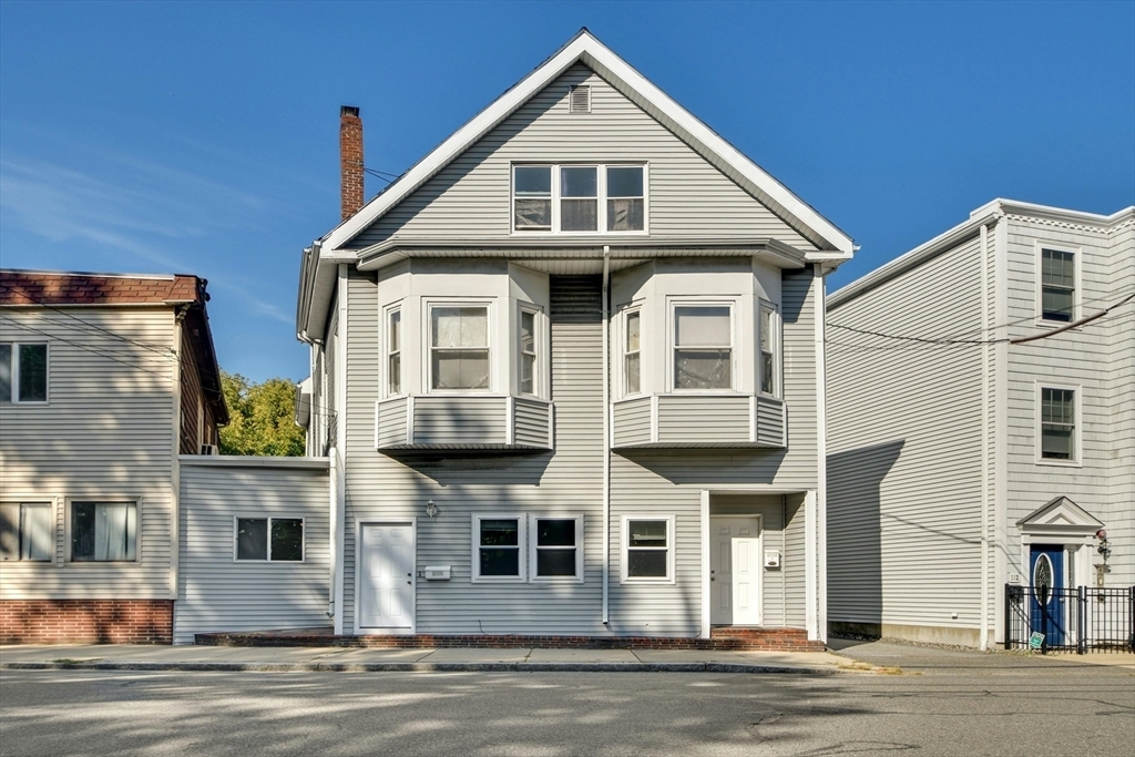 104-108 Washington St in Medford, MA - Building Photo