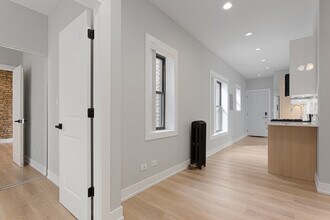 1651 W Jonquil Terrace in Chicago, IL - Building Photo - Building Photo