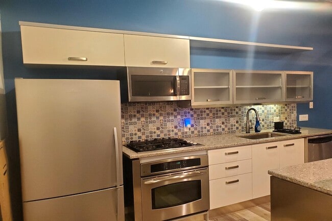 111 N Main St in Royal Oak, MI - Building Photo - Building Photo