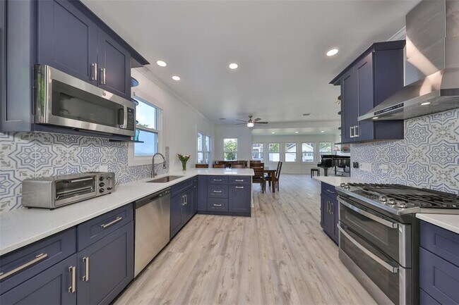 2326 4th Ave N in St. Petersburg, FL - Building Photo - Building Photo
