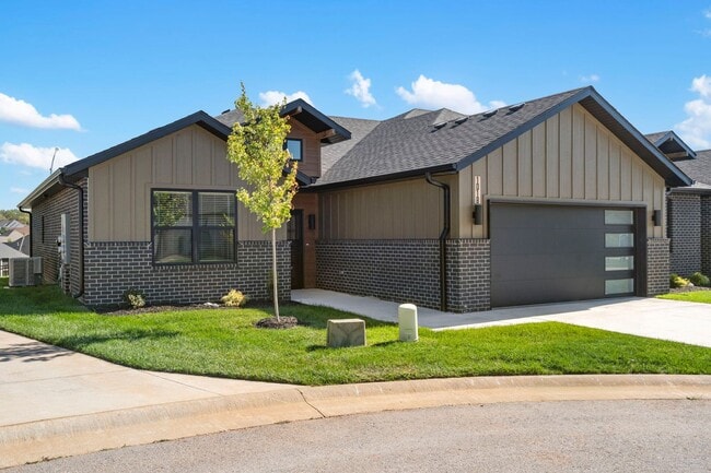 Villas at Anthony Park