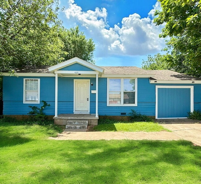 property at 4120 SE 41st St