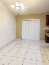 3842 Spring Breeze Dr in Orlando, FL - Building Photo - Building Photo