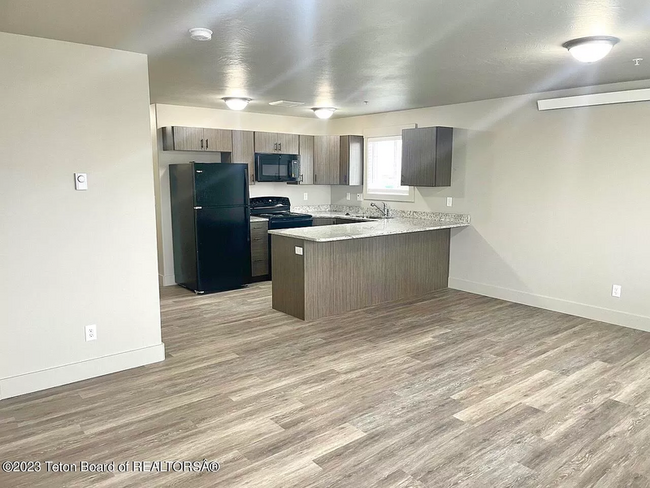 5907 N Silver Fox Rd in Idaho Falls, ID - Building Photo - Building Photo