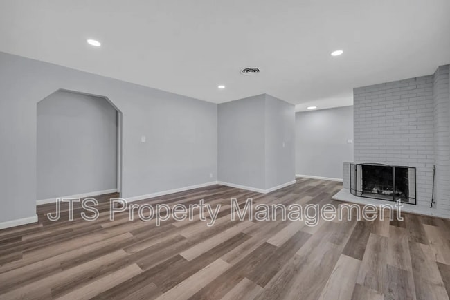 property at 8712 Steve Way