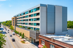 900-910 Chicago Ave in Evanston, IL - Foto de edificio - Building Photo