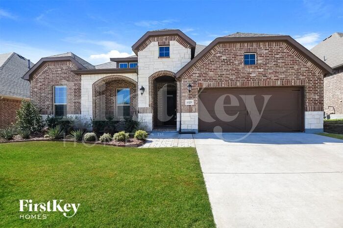 15229 Holly Bay Ct in Aledo, TX - Building Photo