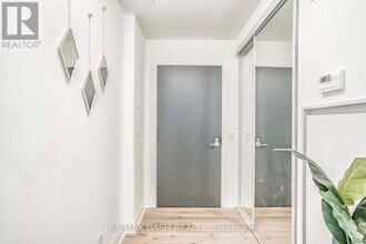 151 Avenue Rd in Toronto, ON - Building Photo - Building Photo