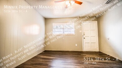 5214 38th St, Unit A in Lubbock, TX - Building Photo - Building Photo