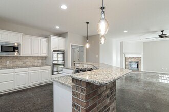 4003 Navasota in Midland, TX - Building Photo - Building Photo