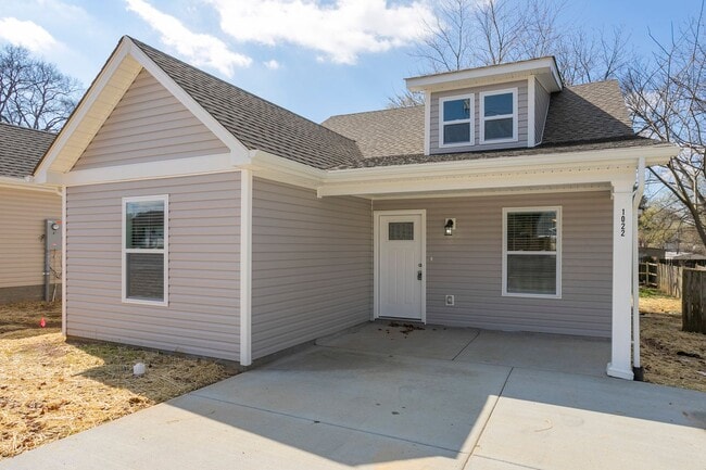 1022 Bales St in Gallatin, TN - Building Photo - Building Photo