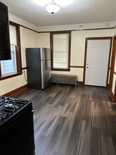 2827 W 23rd St, Unit Apt 1F in Chicago, IL - Foto de edificio - Building Photo