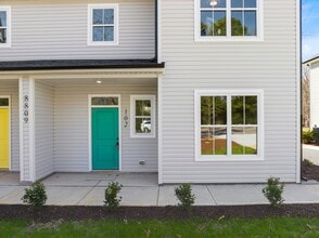 8809-8813 Litchford Rd in Raleigh, NC - Foto de edificio - Building Photo