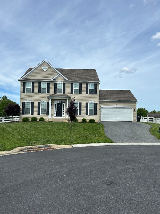 34 Newell Ct in Smyrna, DE - Building Photo