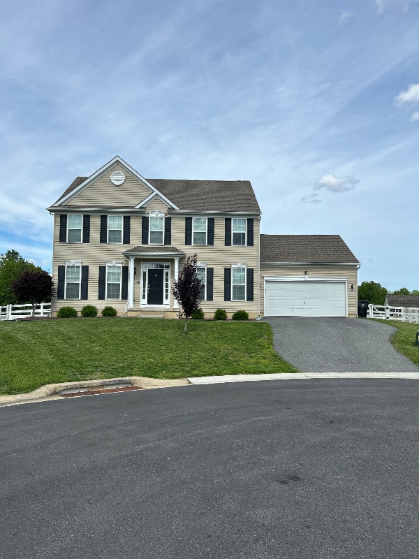 property at 34 Newell Ct