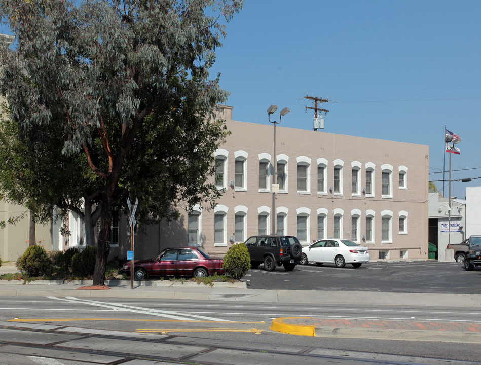 Gaylord Apartments in Torrance, CA - Building Photo