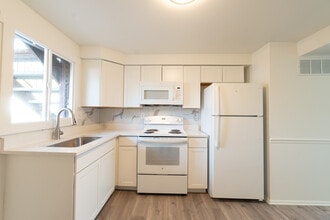 690 S 500 E in Springville, UT - Building Photo - Building Photo