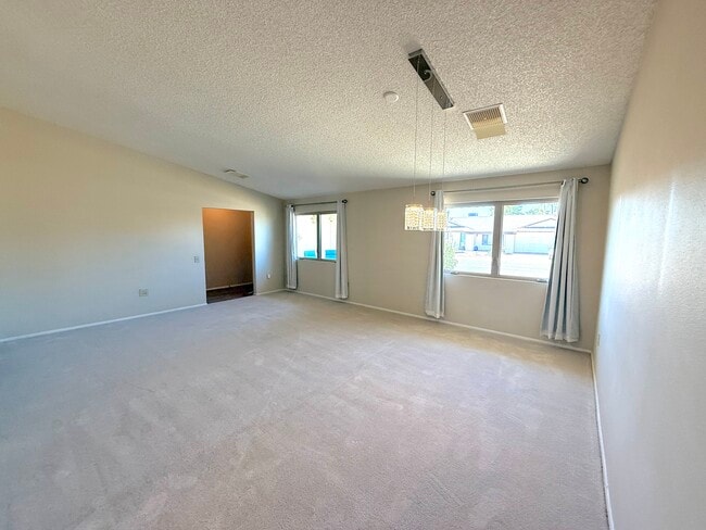 13106 W Paintbrush Dr in Sun City West, AZ - Building Photo - Building Photo
