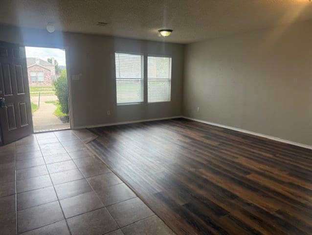 property at 1202 Scottsdale Dr