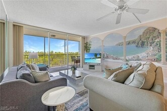 5 Bluebill Ave in Naples, FL - Building Photo - Building Photo