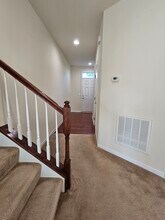 308 Corday Ln in Greer, SC - Foto de edificio - Building Photo