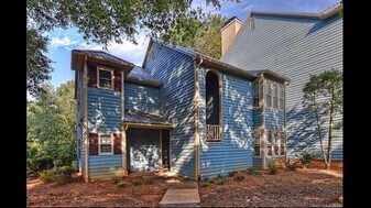 3300 Selwyn Farms La, Unit Unit 6 in Charlotte, NC - Building Photo