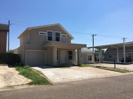 2809 Melanie Dr in Pharr, TX - Building Photo