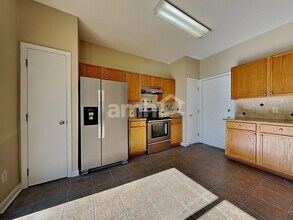 136 N Honey Springs Ave in Fuquay Varina, NC - Building Photo - Building Photo