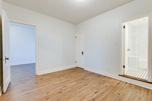 525 Washington Ave in Bridgeville, PA - Building Photo