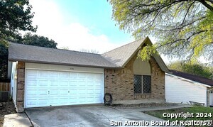 10011 Trout Ridge Dr in Converse, TX - Building Photo - Building Photo